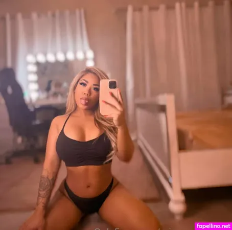 Mahleesah OnlyFans Thumbnail #9hyJ27h9Oq