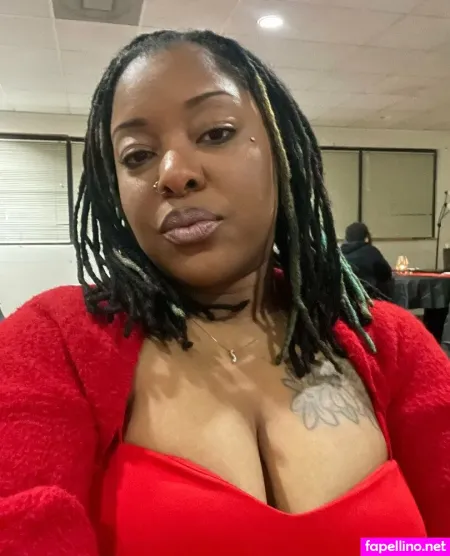 Mahoganystarfree 2 OnlyFans Thumbnail #kZL82SCWAx