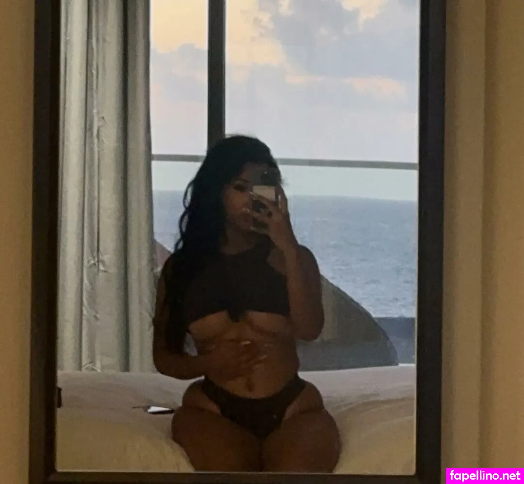 mahxya_, sxymayaa Nude Leaked OnlyFans Photo #0CxUJGwfzz