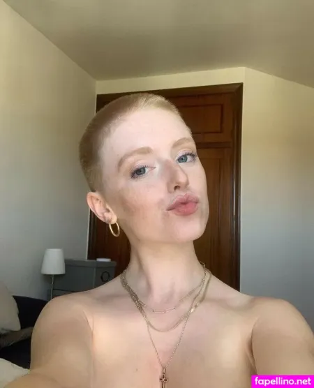 Mai Buzzcut OnlyFans Thumbnail #BBJcvGjTIt