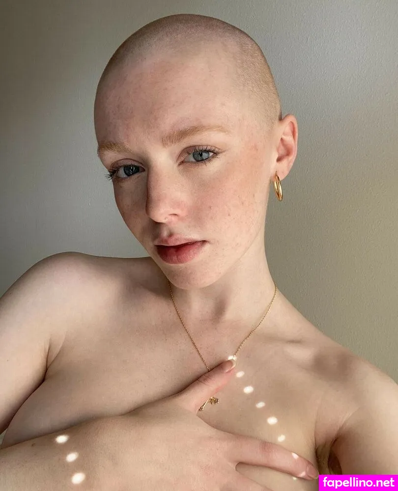 buzzcuthero, mai_buzzcut, maite_buzzcut Nude Leaked OnlyFans Photo #C2O9VJBVat