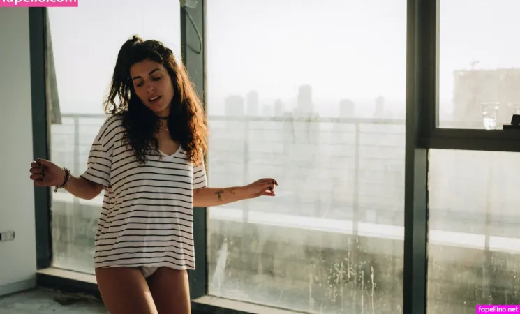 Maia Elimelech OnlyFans Thumbnail #lXS990X4j4