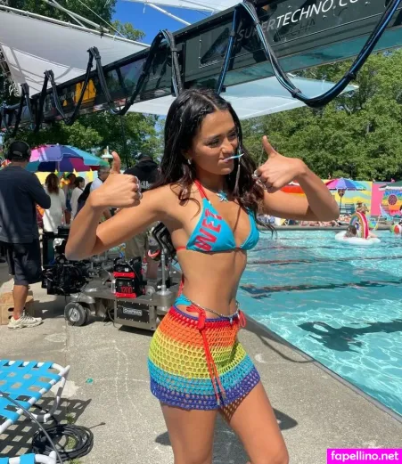 Maia Reficco Viqueira OnlyFans Thumbnail #kCZl1O77aK