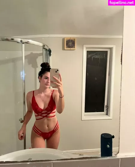 Maiamackeenzie OnlyFans Thumbnail #cz7Og1dItK