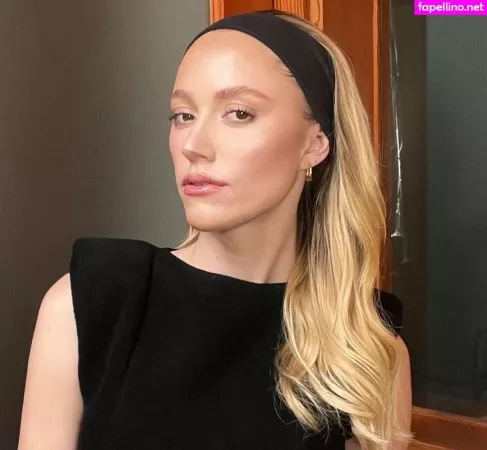 Maika Monroe OnlyFans Thumbnail #Ebe8VU2dge