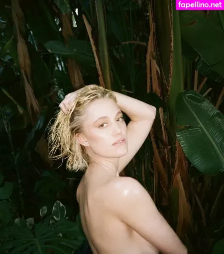 Maika Monroe OnlyFans Thumbnail #Han8s70DNf