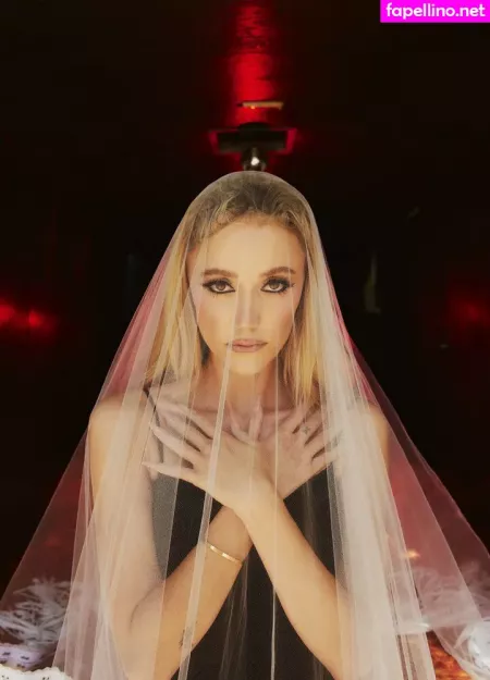 Maika Monroe OnlyFans Thumbnail #T3j6ylTp4i