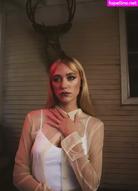 Maika Monroe OnlyFans Thumbnail #h96AiZlZRb