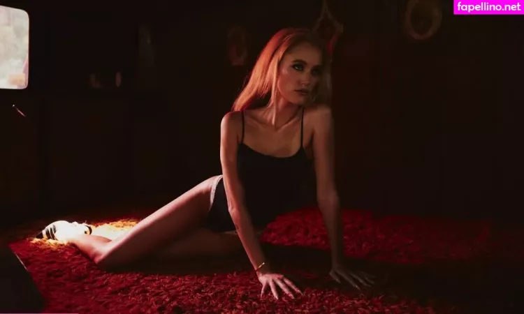 Maika Monroe OnlyFans Thumbnail #kmr4feQeeq