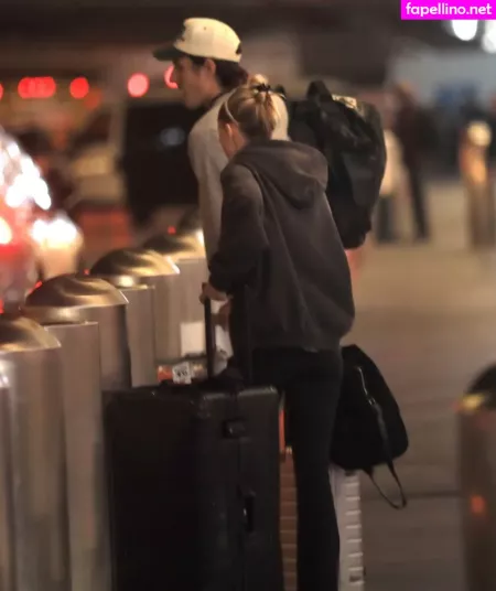 Maika Monroe OnlyFans Thumbnail #mTGyCwFYbk