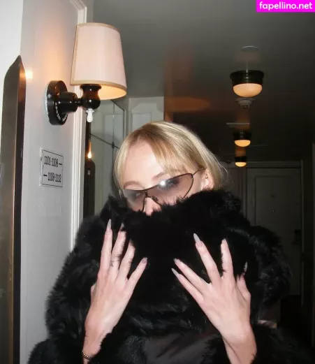 Maika Monroe OnlyFans Thumbnail #uMkBsZWnCt