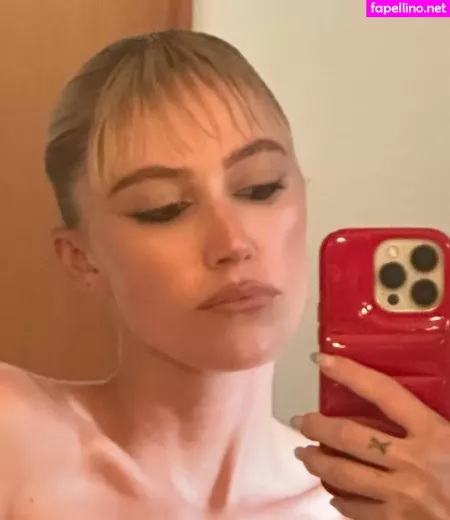 Maika Monroe OnlyFans Thumbnail #uzSHRScGKA