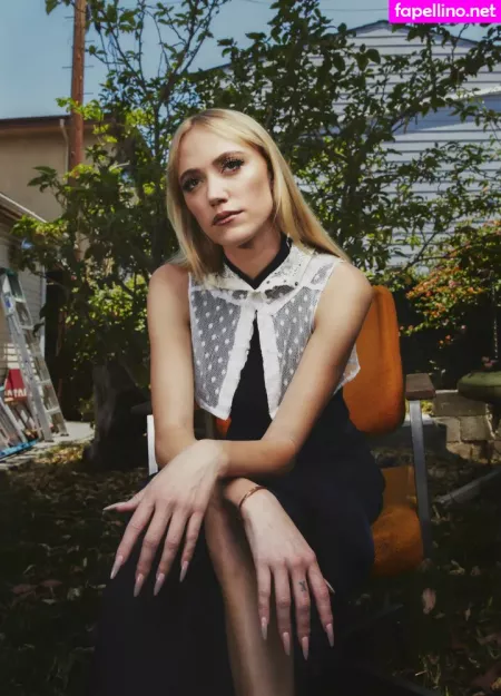 Maika Monroe OnlyFans Thumbnail #xQKKfKznSe