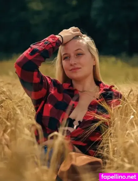 Maiken H OnlyFans Thumbnail #7YrbnPqxRc