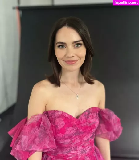 Maire Ad Carlin OnlyFans Thumbnail #rViesC0sxo