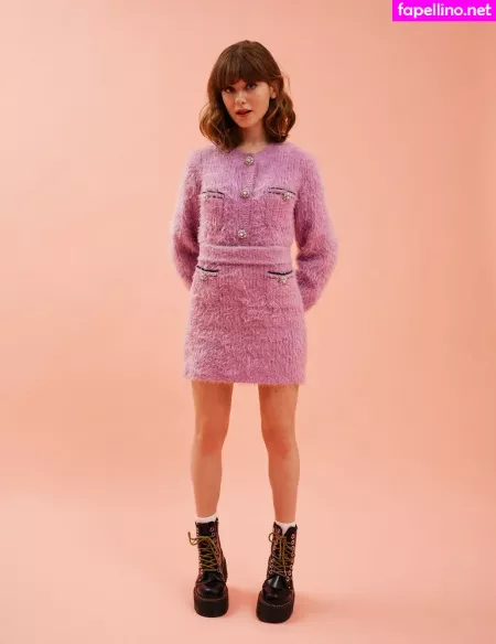 Maisie Peters OnlyFans Thumbnail #CnW5TwGg96