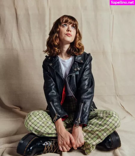 Maisie Peters OnlyFans Thumbnail #v2wGjEa0RB