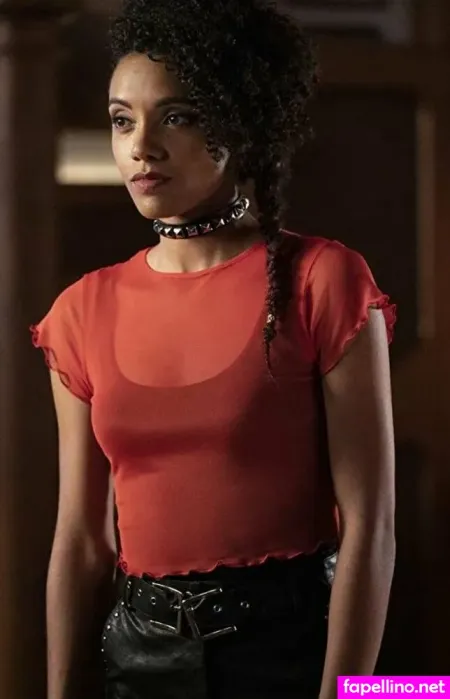 Maisie Richardson Sellers OnlyFans Thumbnail #X0YLID7fBE