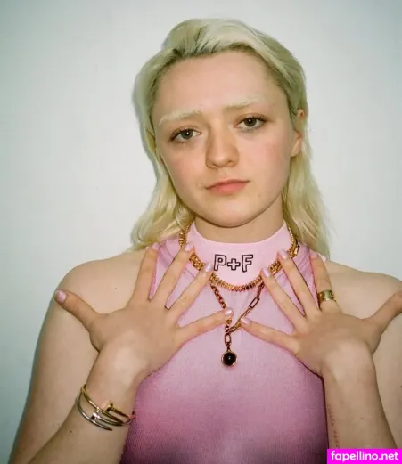 Maisie Williams OnlyFans Thumbnail #STy2aW3UnG