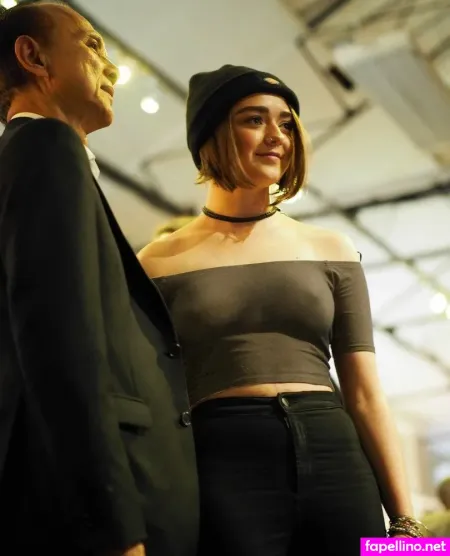 Maisie Williams OnlyFans Thumbnail #pGvVwujrWX