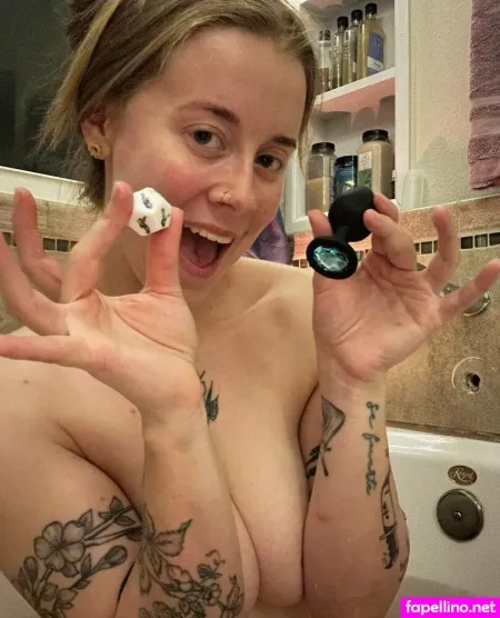 Maisievanasch OnlyFans Thumbnail #C7bZFbPvtU