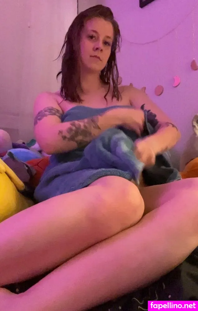 maisiechanwrites, maisievanasch Nude Leaked OnlyFans Photo #tWoTIn4O58