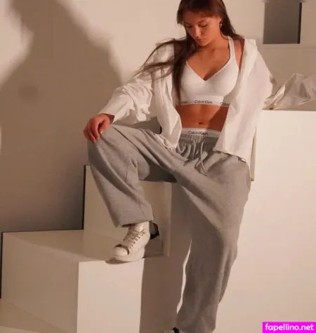 Maja Hochhalter OnlyFans Thumbnail #5FVAzVKed0