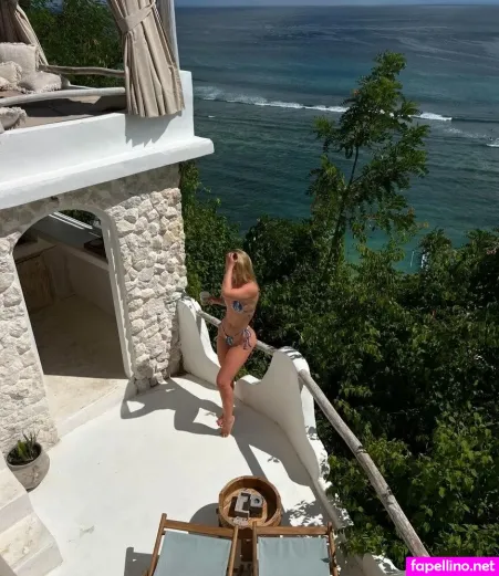 Majaaleonie OnlyFans Thumbnail #Osks6PlgNB