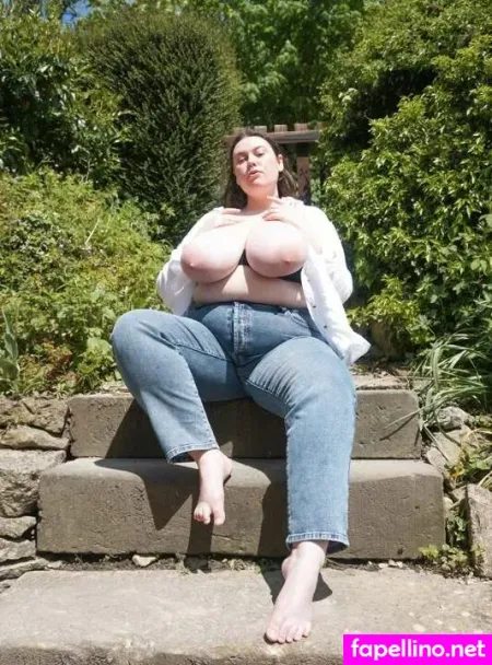 Majikmilk Busty Bbw OnlyFans Thumbnail #kUwSOtnTpk