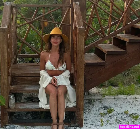 Majo Martino OnlyFans Thumbnail #5H1bezvkdp