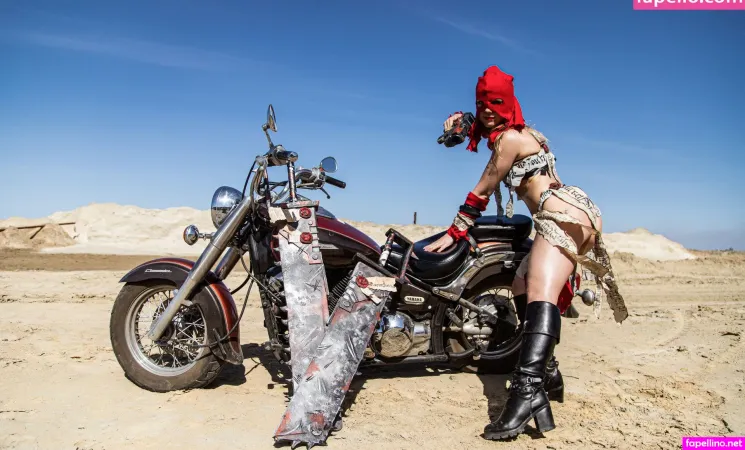 Majorkill S Warhammer 40k Cosplay OnlyFans Thumbnail #96KwsIPAGV