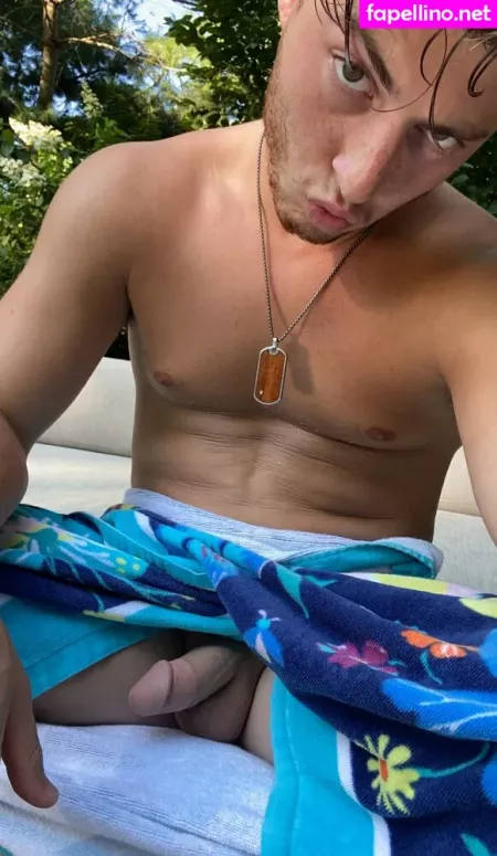 Makaarons 1 OnlyFans Thumbnail #4ZJm6MEI4S