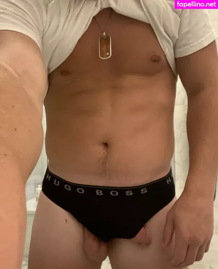 Makaarons 1 OnlyFans Thumbnail #E1zB5aEjo9