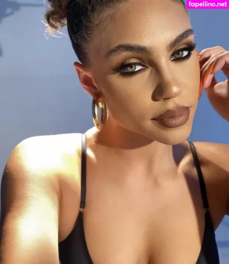 Makayla London OnlyFans Thumbnail #1CCE4p3S6z