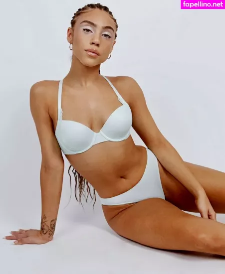 Makayla London OnlyFans Thumbnail #4BMZFqtPld