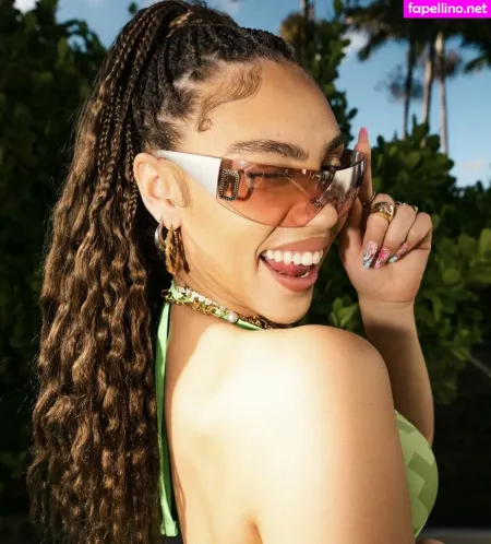 Makayla London OnlyFans Thumbnail #YFDblR6sjv