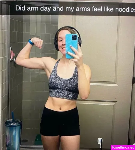 Makayla Turner OnlyFans Thumbnail #2EQGN0olE0