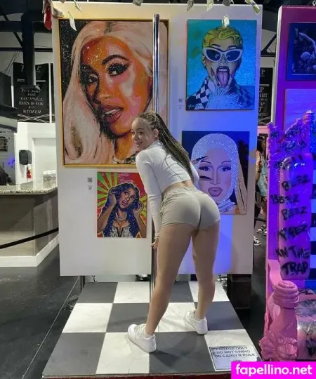 Makbook OnlyFans Thumbnail #tOWln3Iz4N