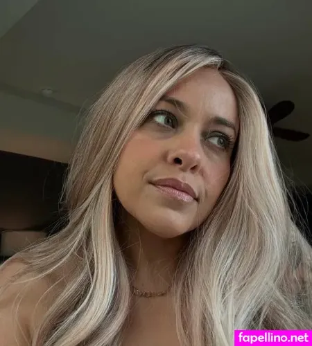 Makenna OnlyFans Thumbnail #AizFGYWzNb