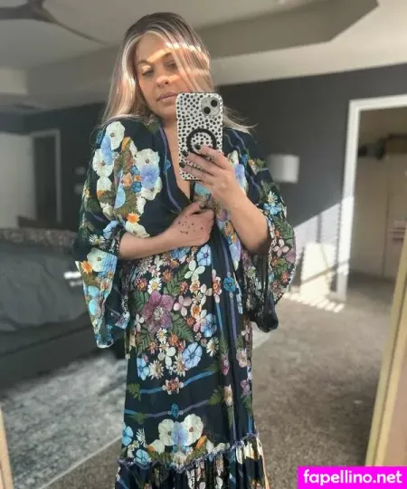 Makenna OnlyFans Thumbnail #w77ztrVi8K