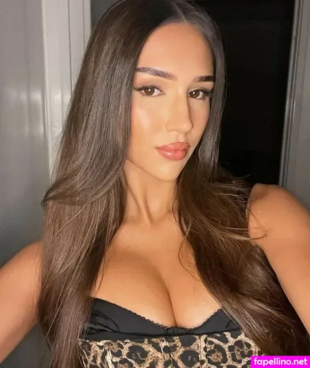 Makensie Henderson OnlyFans Thumbnail #BjBcGoYcbF