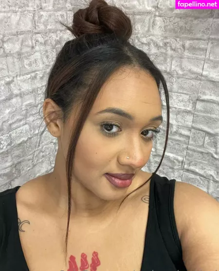 Makeupbymicol OnlyFans Thumbnail #lBxDpF4d5D