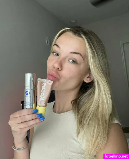 Makeupwithmeredithh OnlyFans Thumbnail #M9IfOgmLnY