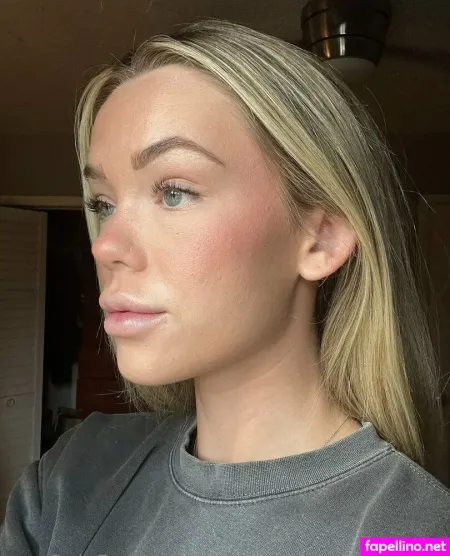 Makeupwithmeredithh OnlyFans Thumbnail #crH2fZExOZ