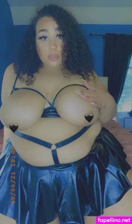 Makeuscreamarifree OnlyFans Thumbnail #EsDxg7HUT2