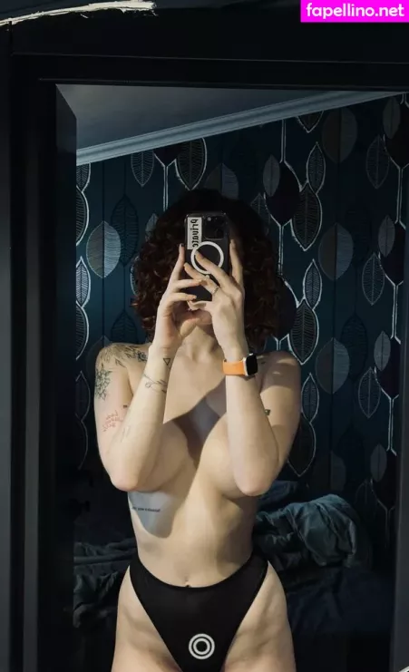 Makmary M OnlyFans Thumbnail #8ReWGkXOzK