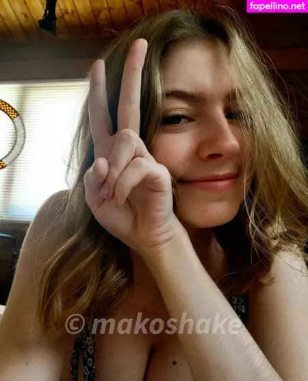 Makoshake OnlyFans Thumbnail #OYpInBVBdi