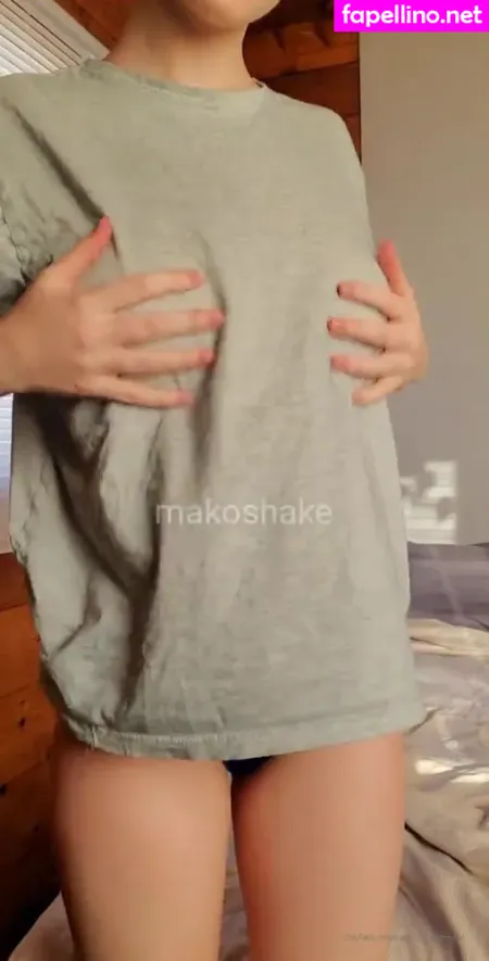 Makoshake OnlyFans Thumbnail #RwlzR7pGbT