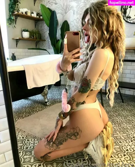 Mal Lory OnlyFans Thumbnail #UsA2f7aP1p