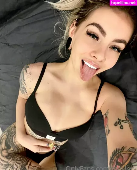 Mal Lory OnlyFans Thumbnail #zZOR6dcCVS